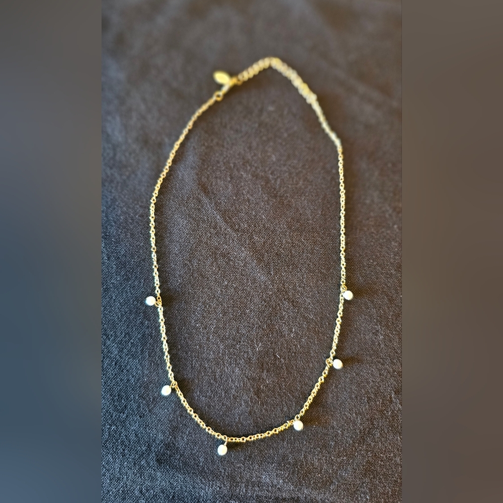 Accessorize Gold Tone Pearl Necklace EUC